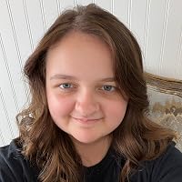 Profile Image for Leah.