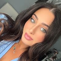 Profile Image for Amanda.