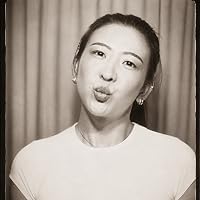 Profile Image for Chloée Yun.